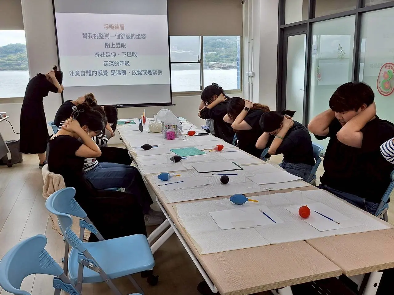 Line Album 2025115 251111 13