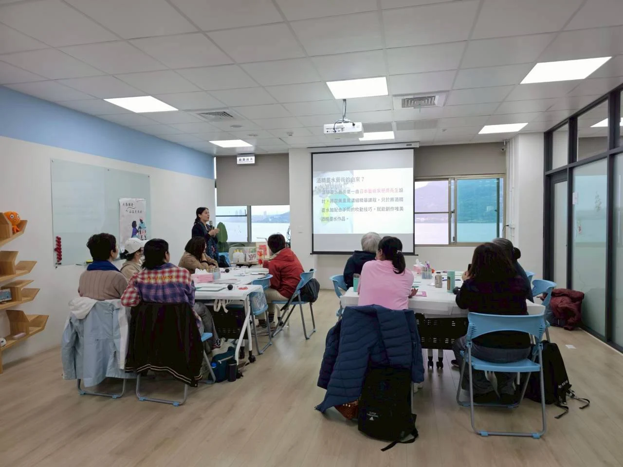 Line Album 20251121 251208 2